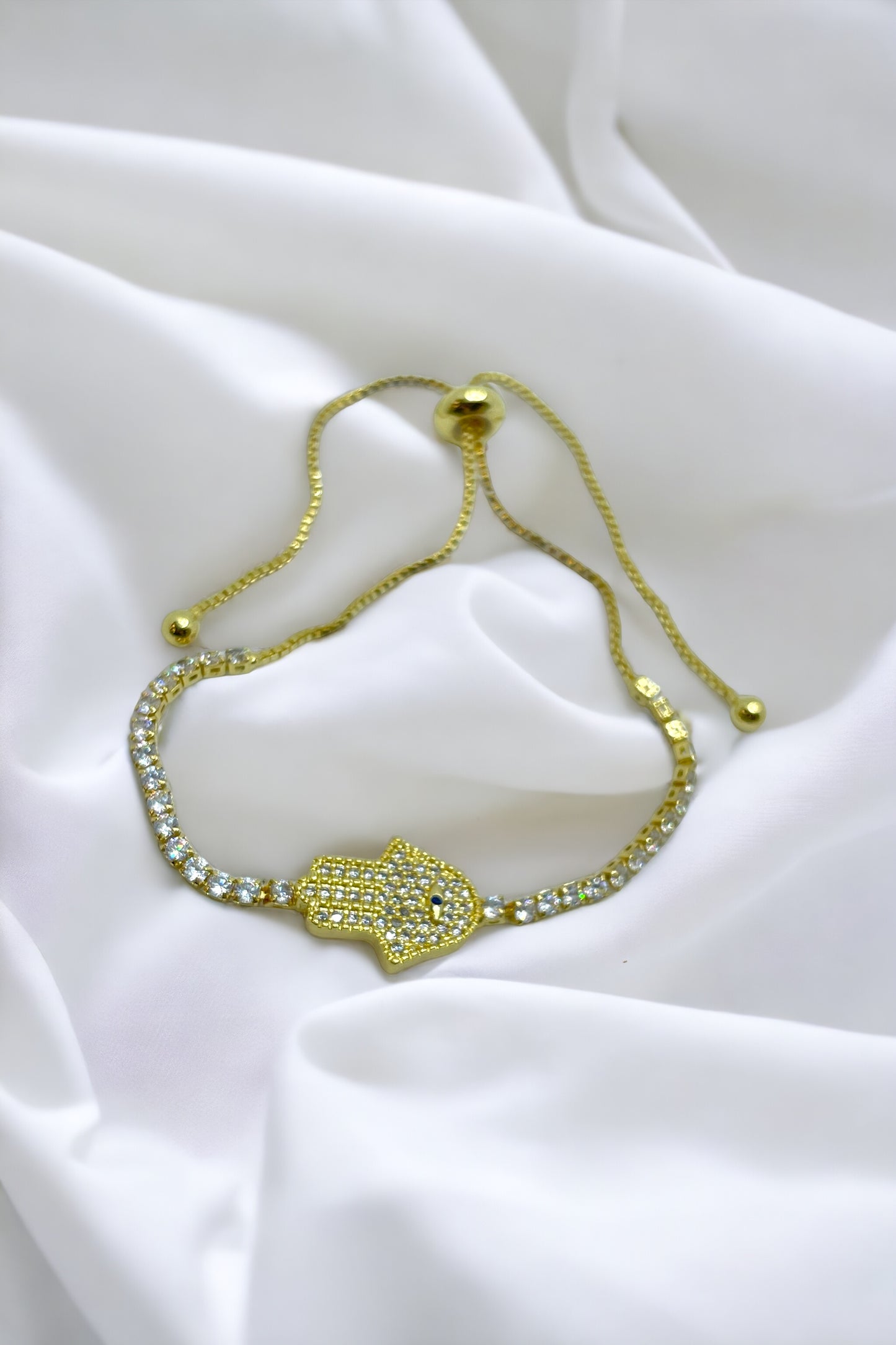 Adjustable bracelet hand of fatima with full zirconia