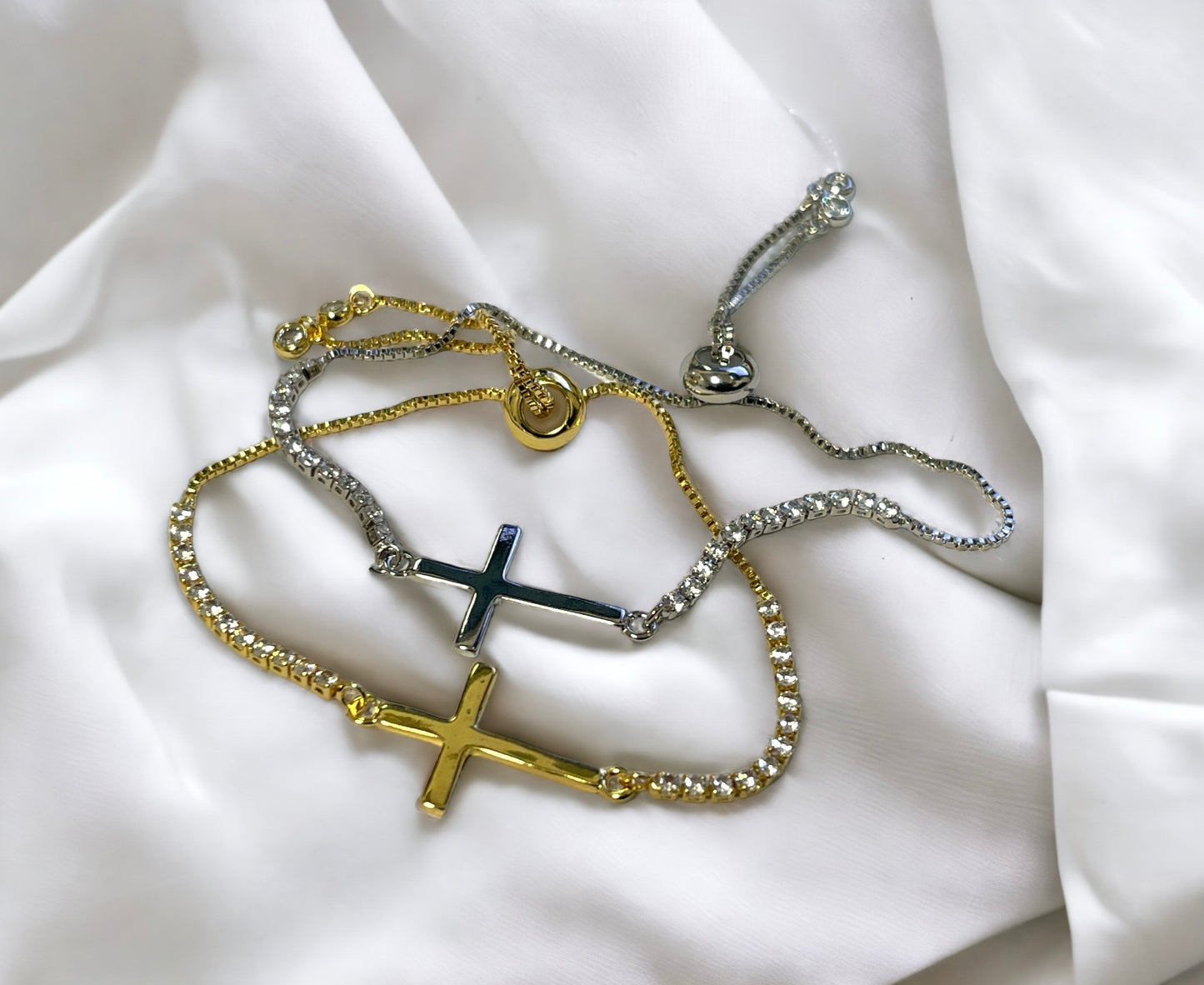 CROSS TENNIS BRACELET