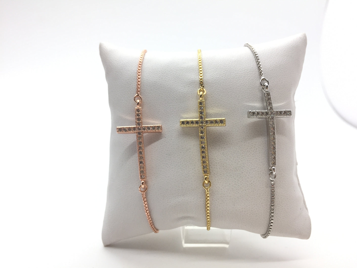 Cross full zirconia adjustable bracelet