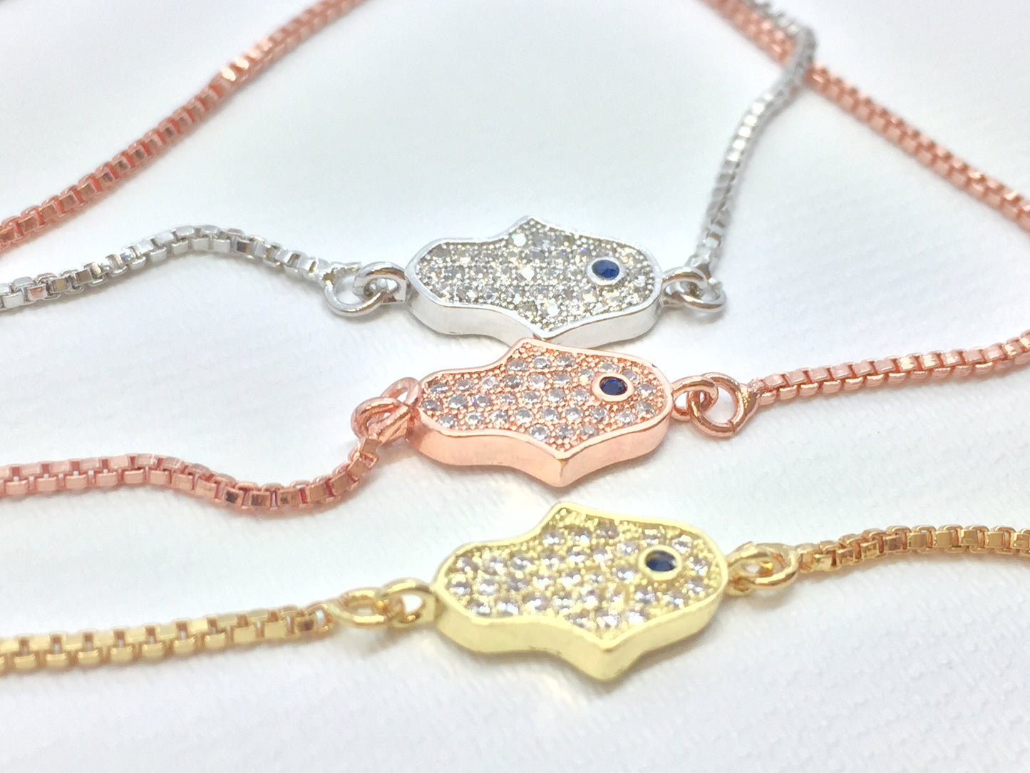 Hamsa small adjustable bracelet with eye