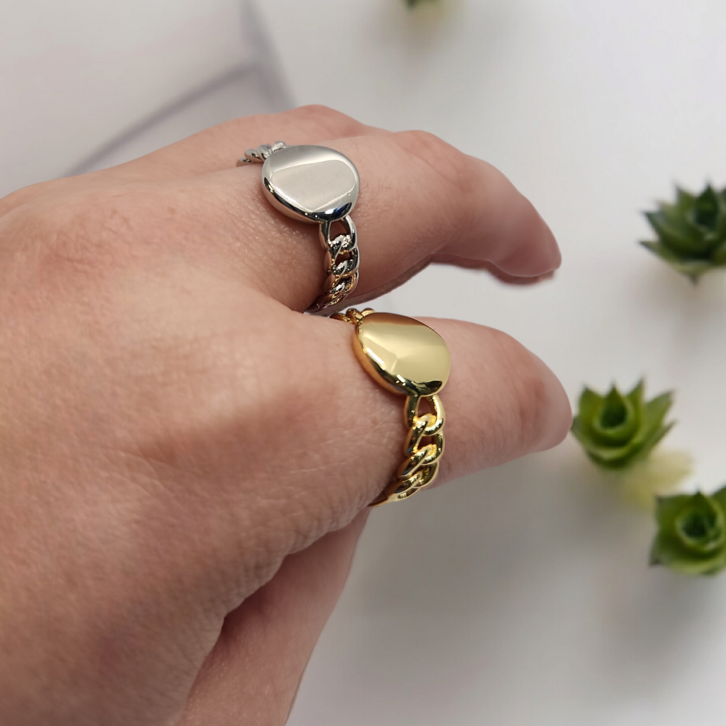 Oval Cuban plane adjustable Ring