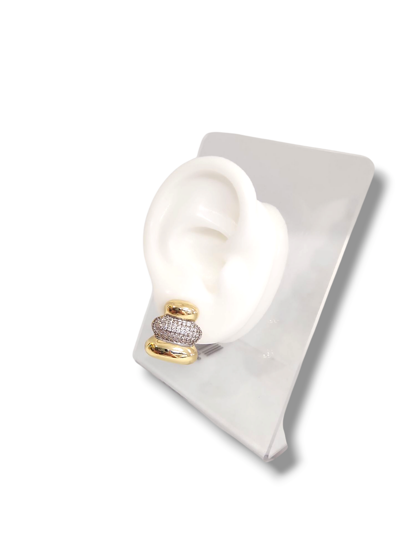 Two tons cake diamond French back earrings