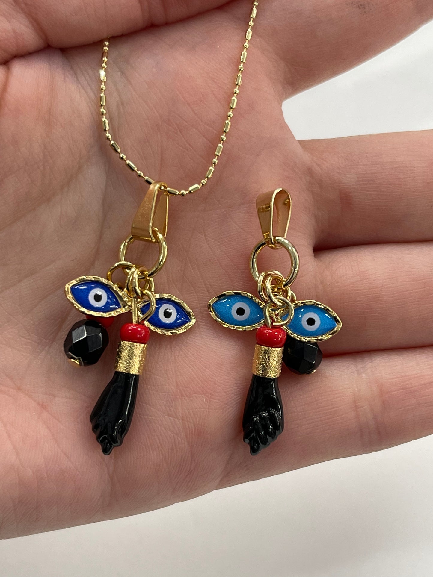 Azabache double eyes 18k gold-filled