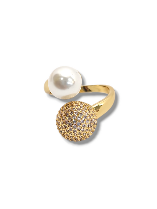 Chunky ring  ball perl  pave