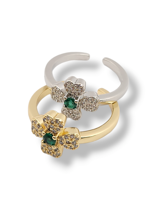 Trebol emeral pave adjustable Ring