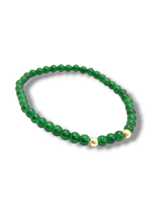 Beads 2mm stretch with gold bead - green jade